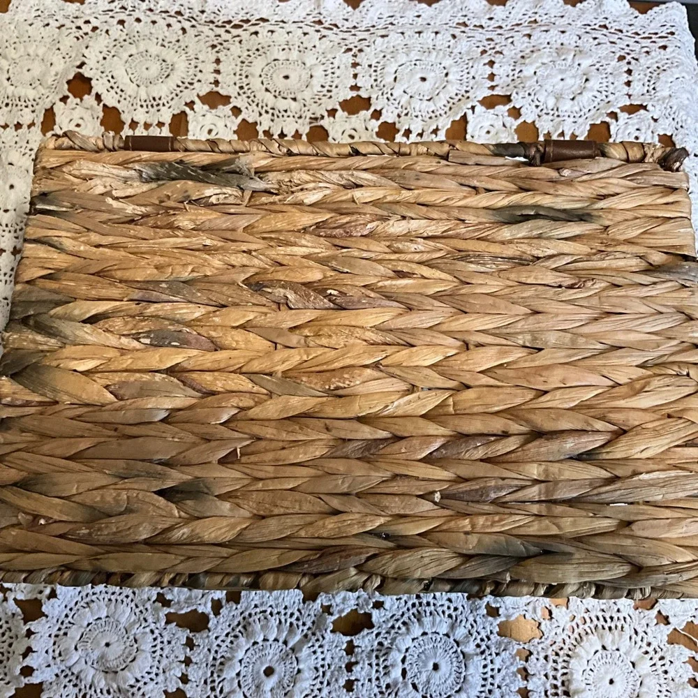 Vintage Woven Gathering Basket Wire Frame Leather Hinged Lid‎ Farmhouse Cottage